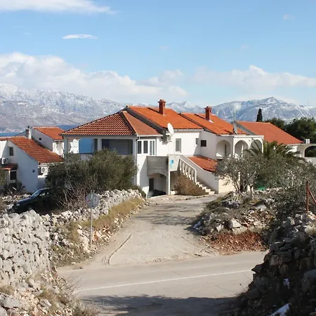 Apartment With Parking Space Supetar, Brac - 7535 *