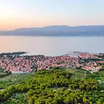 With Parking Space Supetar, Brac - 7535 Apartment